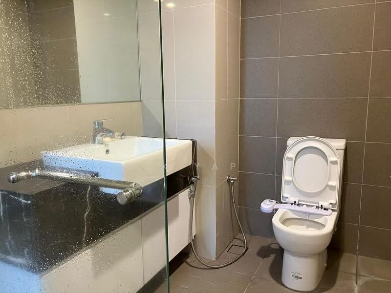 Kediaman Servis untuk Disewa di G Residence - CK Yap - Bathroom - PropertyGuru.com.my