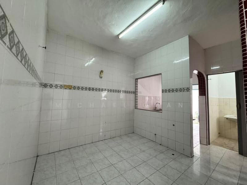 2-storey Terraced House for Sale in Puchong (Selangor) - Michael Chan - Kitchen - PropertyGuru.com.my