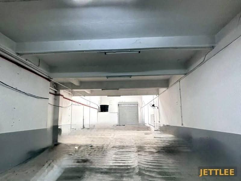 Kilang untuk Disewa di Port Klang (Pelabuhan Klang) (Selangor) - Andrew Ang - Car Park - PropertyGuru.com.my