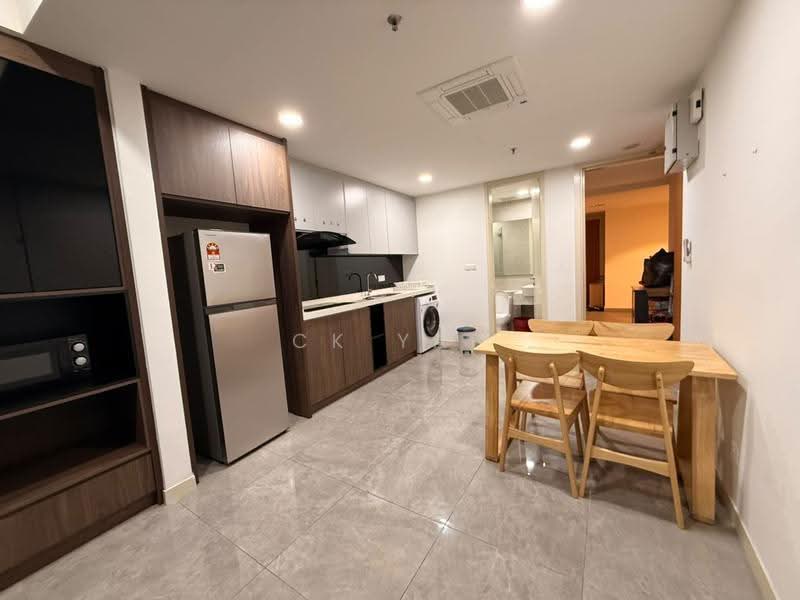 Kediaman Servis untuk Disewa di Ooak Serviced Apartments @ Kiara 163 - CK Yap - Kitchen - PropertyGuru.com.my