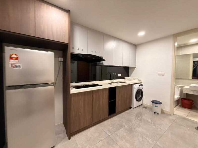 Kediaman Servis untuk Disewa di Ooak Serviced Apartments @ Kiara 163 - CK Yap - Kitchen - PropertyGuru.com.my
