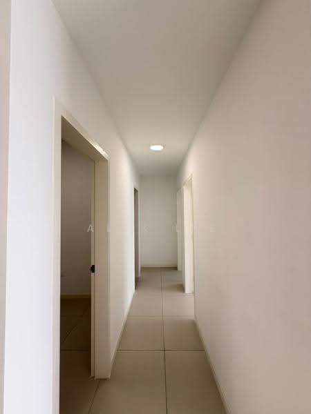 Condominium for Rent at Vierra Residence - Alex Lee - Corridor - PropertyGuru.com.my