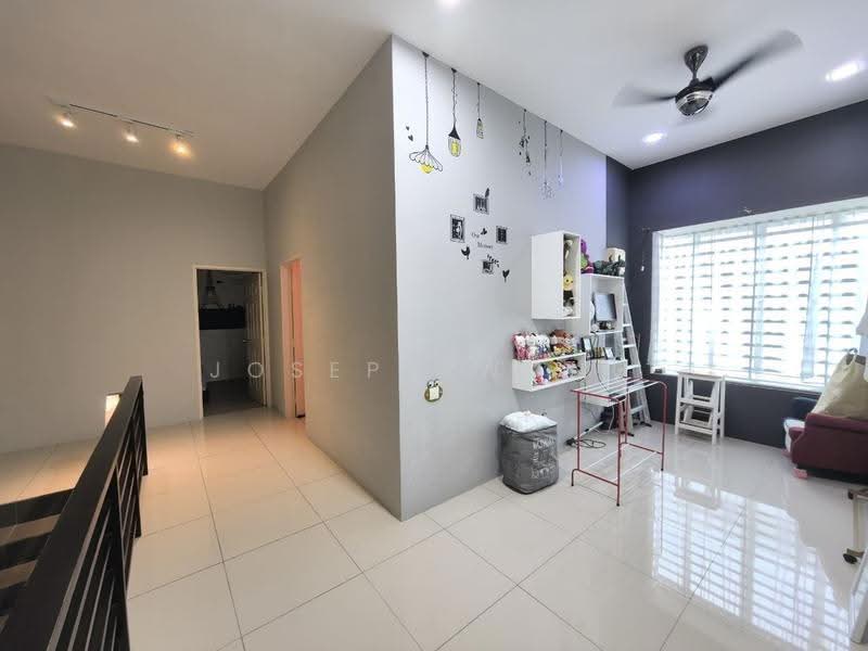 Semi-Detached House for Sale in Taman Kinta Mas (Ipoh) - Joseph Wong - Living Room - PropertyGuru.com.my