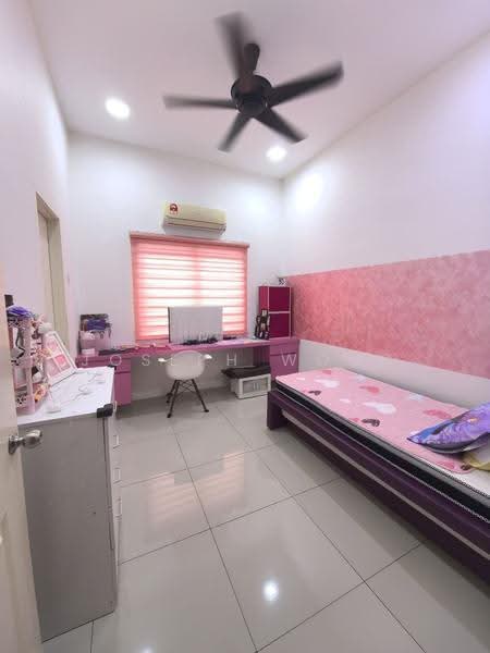 Semi-Detached House for Sale in Taman Kinta Mas (Ipoh) - Joseph Wong - Bedroom - PropertyGuru.com.my