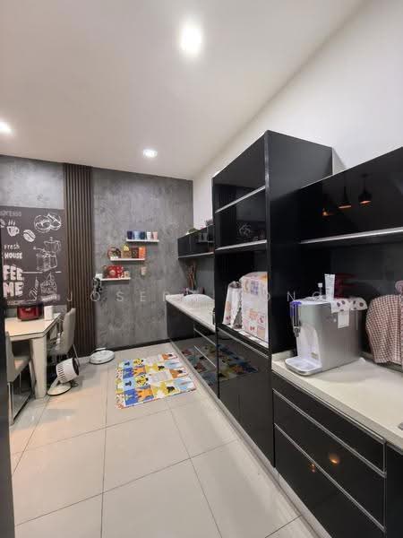 Semi-Detached House for Sale in Taman Kinta Mas (Ipoh) - Joseph Wong - Kitchen - PropertyGuru.com.my