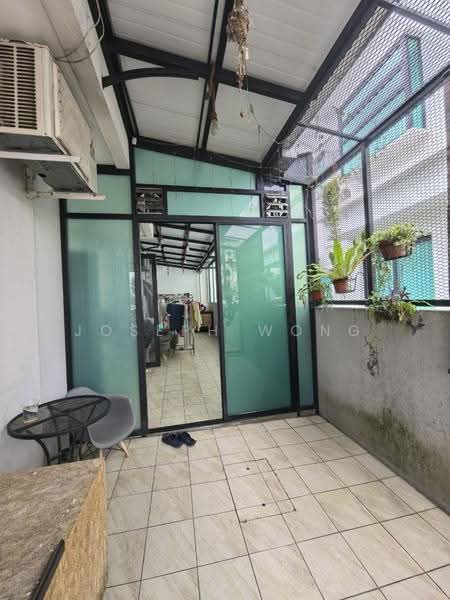 Semi-Detached House for Sale in Taman Kinta Mas (Ipoh) - Joseph Wong - Balcony - PropertyGuru.com.my