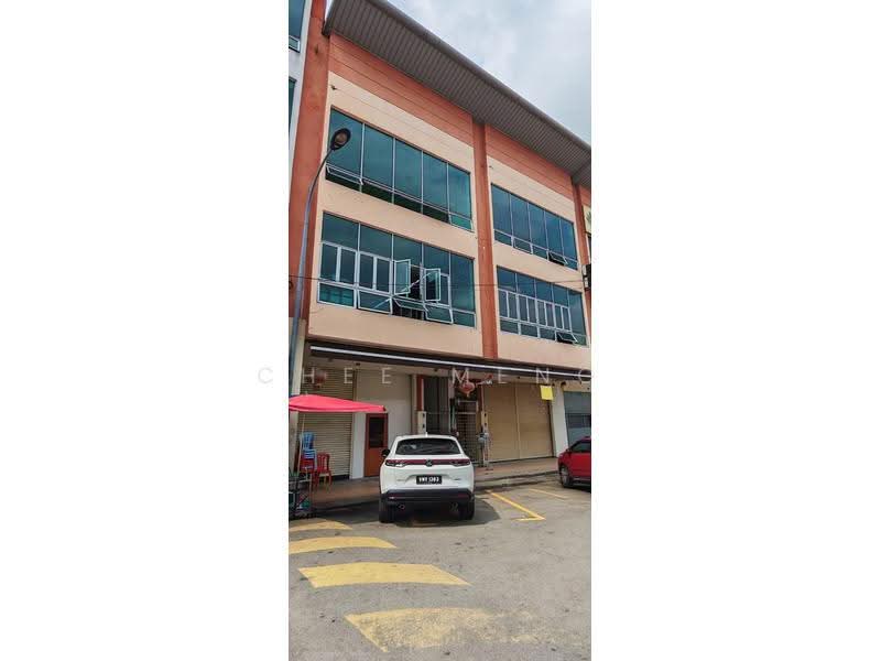 Kedai untuk Dijual di Taman Bukit Serdang (Seri Kembangan) - Chee Meng - PropertyGuru.com.my