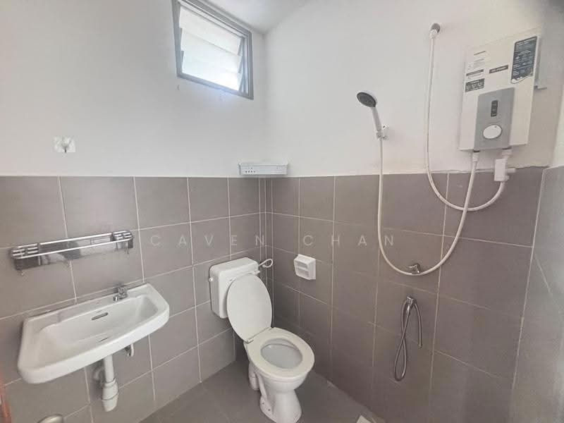 Terraced House for Rent in Taman Adda Heights (Tebrau) - Caven Chan - Bathroom - PropertyGuru.com.my