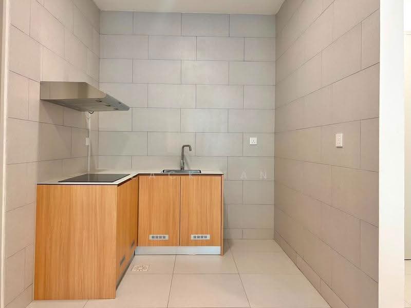 Kediaman Servis untuk Disewa di Renna Residence @ The NorthBank - Zack Tan - Kitchen - PropertyGuru.com.my