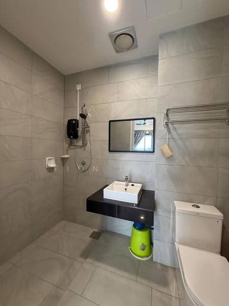 Kediaman Servis untuk Disewa di Sky Trees - Fion Teow - Bathroom - PropertyGuru.com.my