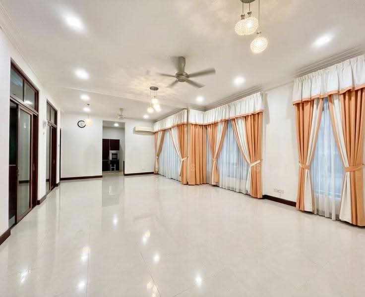 Rumah Berkembar untuk Dijual di Taman Sri Hartamas (Sri Hartamas) - Charisse Ng - Living Room - PropertyGuru.com.my