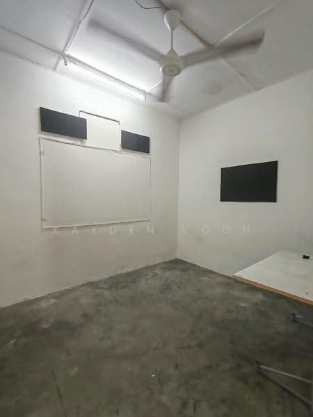 1-storey Terraced House for Sale in Taman Johor Jaya (Johor Bahru) - Kayden Voon - Interior - PropertyGuru.com.my