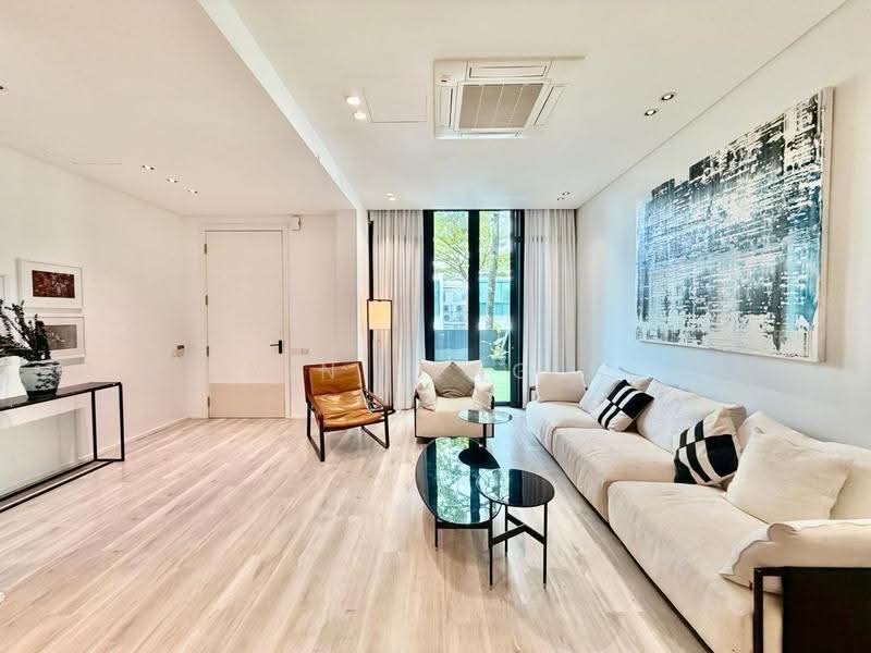 Townhouse for Rent in Bukit Kiara (Kuala Lumpur) - Yin Peng . - Living Room - PropertyGuru.com.my