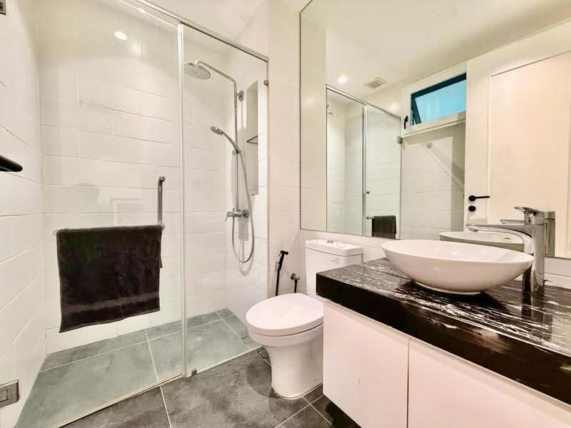 Townhouse for Rent in Bukit Kiara (Kuala Lumpur) - Yin Peng . - Bathroom - PropertyGuru.com.my