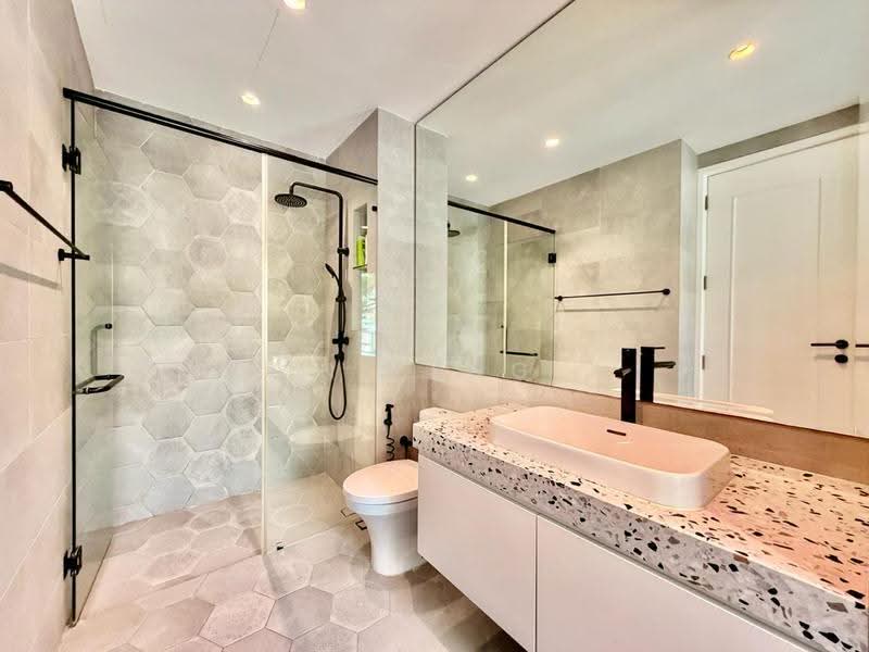 Townhouse for Rent in Bukit Kiara (Kuala Lumpur) - Yin Peng . - Bathroom - PropertyGuru.com.my