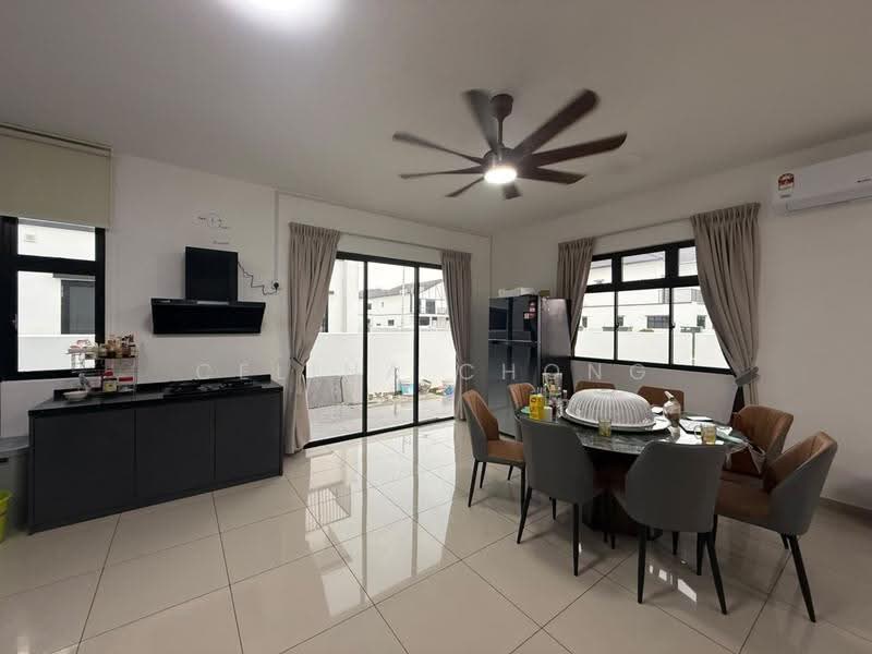 Rumah Teres 2-Tingkat untuk Disewa di Taman Ekoflora (Johor Bahru) - Celina Chong - Dining Room - PropertyGuru.com.my