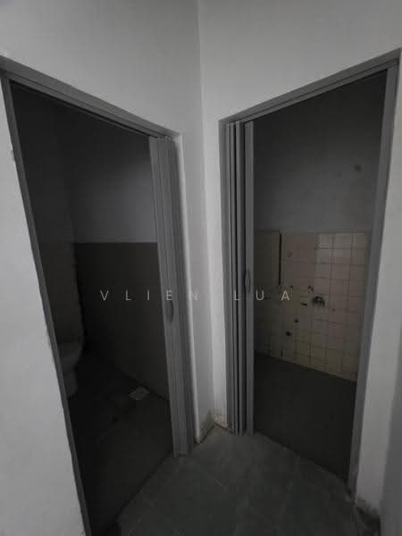 Kedai / Pejabat untuk Disewa di Bandar Baru Permas Jaya (Permas Jaya) - Vlien Lua - PropertyGuru.com.my