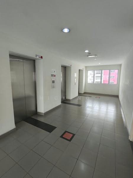 Kediaman Servis untuk Disewa di Koi Kinrara - Nick Ng - Corridor - PropertyGuru.com.my