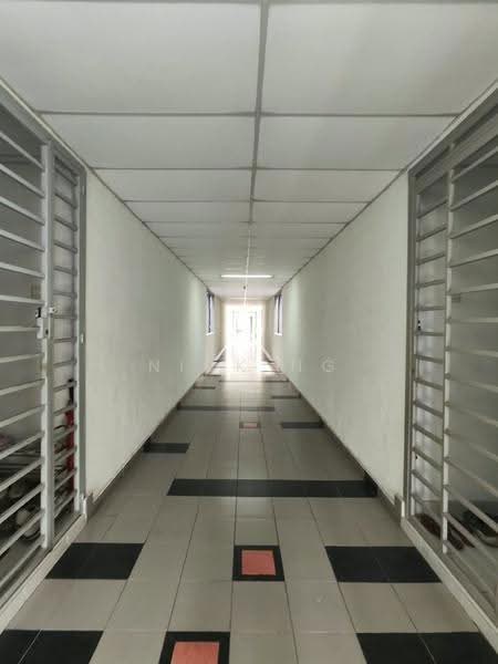 Kediaman Servis untuk Disewa di Koi Kinrara - Nick Ng - Corridor - PropertyGuru.com.my