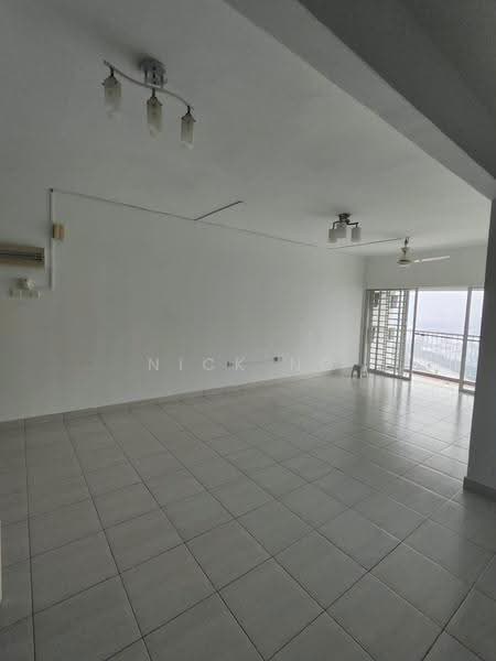 Kediaman Servis untuk Disewa di Koi Kinrara - Nick Ng - Living Room - PropertyGuru.com.my
