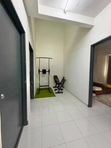 2-storey Terraced House for Sale in Nusantara Prima (Gelang Patah) - Alanis Lee - Corridor - PropertyGuru.com.my