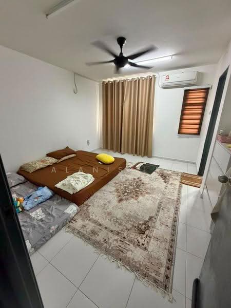 2-storey Terraced House for Sale in Nusantara Prima (Gelang Patah) - Alanis Lee - Bedroom - PropertyGuru.com.my