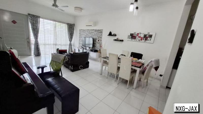 2-storey Terraced House for Sale in Bandar Bukit Raja (Klang) - Vincent Lee - Living Room - PropertyGuru.com.my