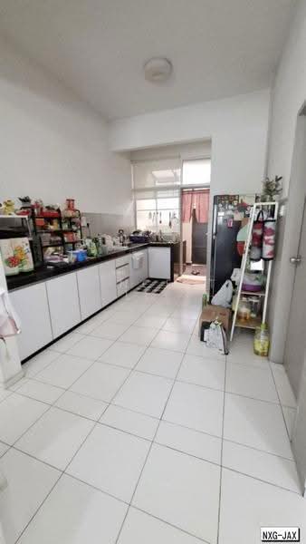 2-storey Terraced House for Sale in Bandar Bukit Raja (Klang) - Vincent Lee - Kitchen - PropertyGuru.com.my