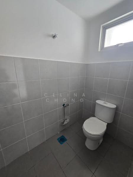 Kedai / Pejabat untuk Disewa di Pasir Gudang (Johor) - Celina Chong - Bathroom - PropertyGuru.com.my