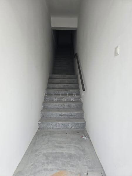 Kedai / Pejabat untuk Disewa di Pasir Gudang (Johor) - Celina Chong - Corridor - PropertyGuru.com.my