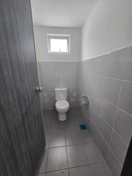 Kedai / Pejabat untuk Disewa di Pasir Gudang (Johor) - Celina Chong - Bathroom - PropertyGuru.com.my