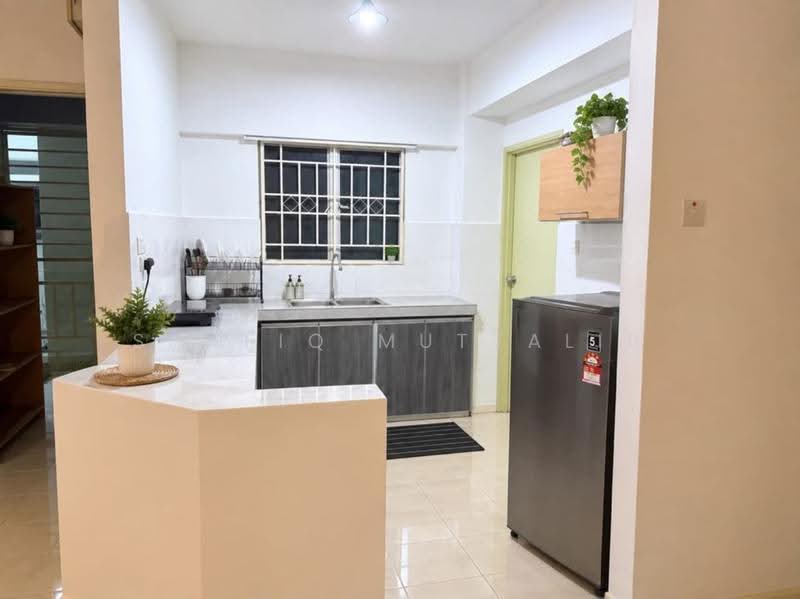Condominium for Rent at Warisan City View - Shafiq Muttalib - Kitchen - PropertyGuru.com.my