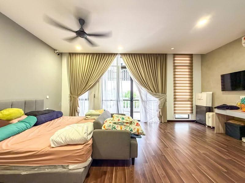 Rumah Teres 2-Tingkat untuk Dijual di Eco Majestic (Semenyih) - Afiqah zaidi - PropertyGuru.com.my