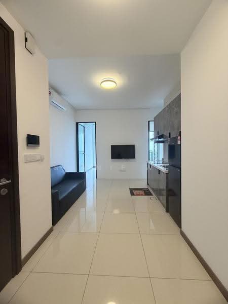 Kondominium untuk Disewa di Jesselton Twin Towers - Sunnie Wu - Living Room - PropertyGuru.com.my