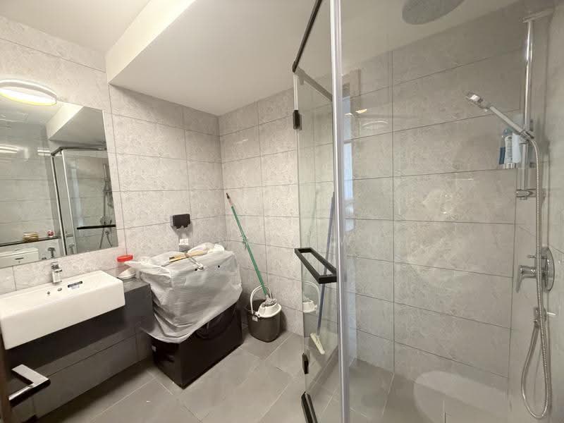 Kondominium untuk Disewa di Jesselton Twin Towers - Sunnie Wu - Bathroom - PropertyGuru.com.my