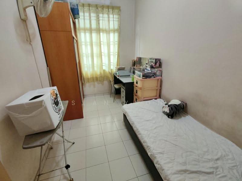 1-storey Terraced House for Sale in Taman Puteri Wangsa (Ulu Tiram) - Sean Yeoh - Bedroom - PropertyGuru.com.my