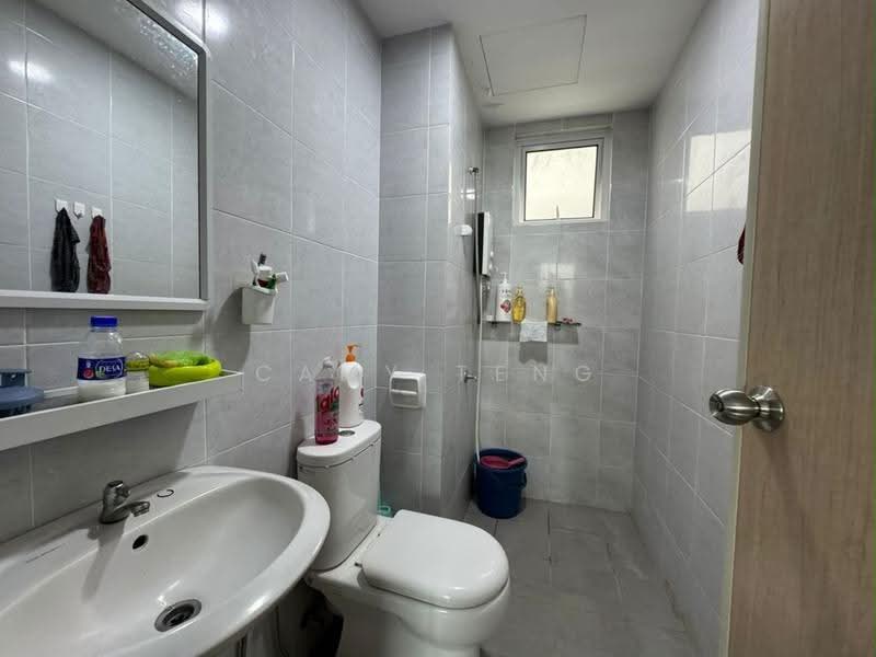 Kondominium untuk Disewa di i-Santorini - Camy Teng - Bathroom - PropertyGuru.com.my