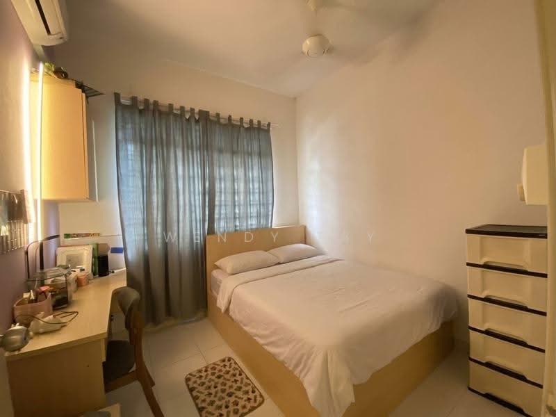 Rumah Teres 1.5-Tingkat untuk Dijual di Bandar Indahpura (Kulai) - Wendy Tay - Bedroom - PropertyGuru.com.my