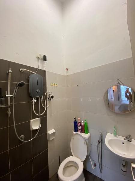 Rumah Teres 1.5-Tingkat untuk Dijual di Bandar Indahpura (Kulai) - Wendy Tay - Bathroom - PropertyGuru.com.my