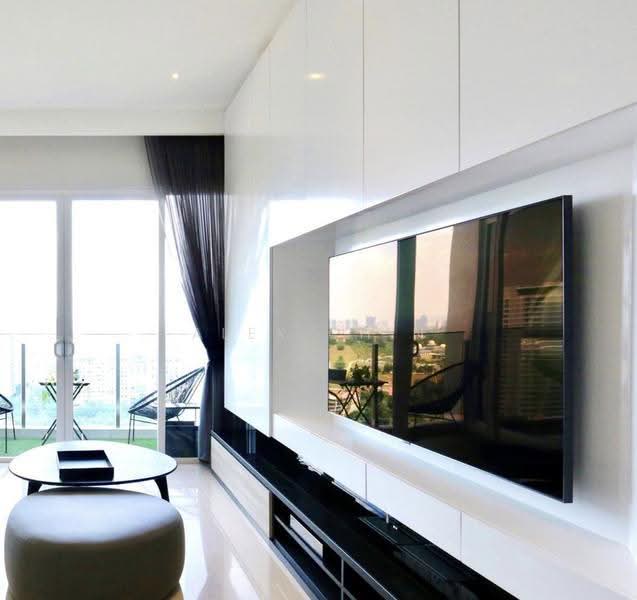 Kondominium untuk Dijual di Five Stones - Alex Chin - Living Room - PropertyGuru.com.my