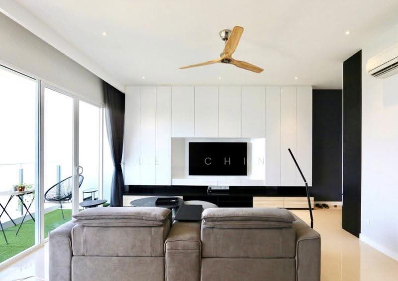 Kondominium untuk Dijual di Five Stones - Alex Chin - Living Room - PropertyGuru.com.my
