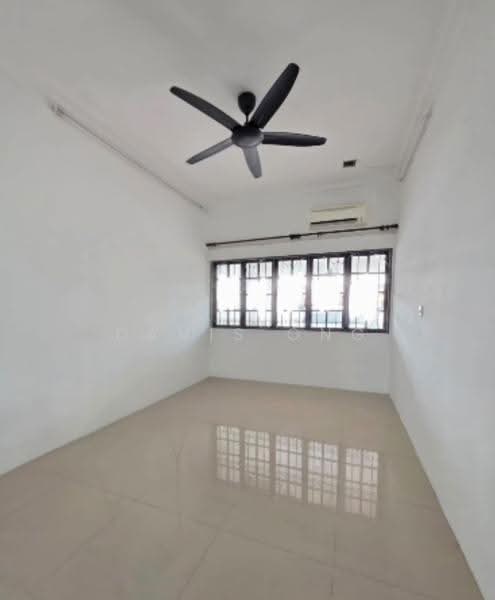Rumah Teres 1-Tingkat untuk Dijual di Taman Ehsan (Kepong) - Davis Ong - Living Room - PropertyGuru.com.my