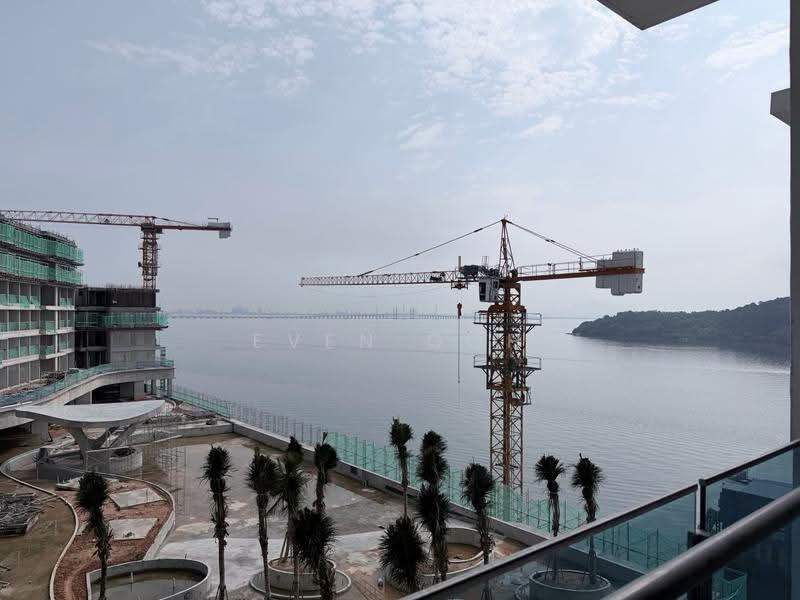 Kondominium untuk Disewa di Queens Residences Q2 @ Queens Waterfront - Even Goh - Balcony View - PropertyGuru.com.my