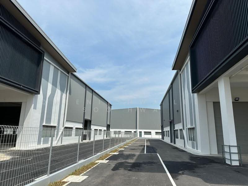 Factory for Sale in Sepang (Selangor) - Queenie Hwa Lee Soo Hwa - Exterior - PropertyGuru.com.my