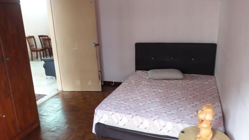 Kondominium untuk Dijual di Palm Court Condominium - Ranjith . - Bedroom - PropertyGuru.com.my