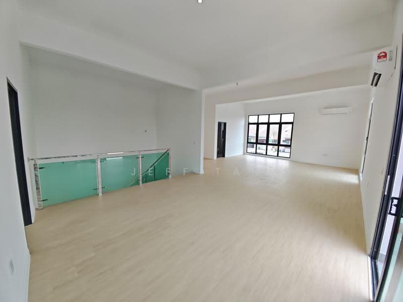 Rumah Berkembar untuk Dijual di Bandar Bukit Puchong (Puchong) - Jeff Tan - Living Room - PropertyGuru.com.my