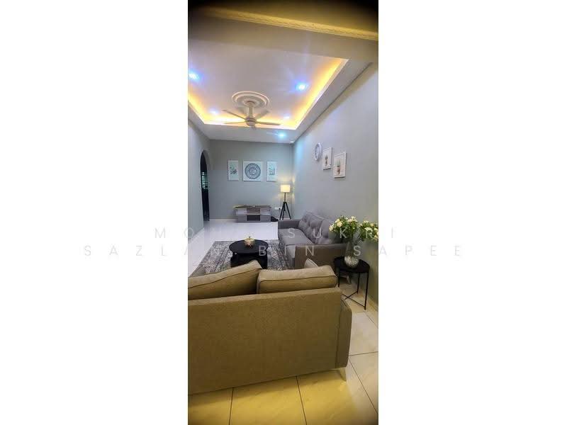 Rumah Teres untuk Dijual di Muar (Johor) - Mohd Sukri Sazlan Bin Sapee - Living Room - PropertyGuru.com.my