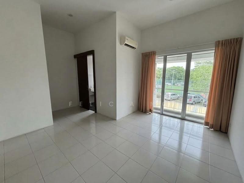 2-storey Terraced House for Rent in Bandar Rimbayu (Telok Panglima Garang) - Felicia Ng - Living Room - PropertyGuru.com.my