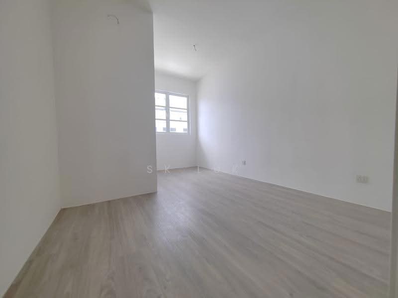 2-storey Terraced House for Sale in Bandar Country Homes (Rawang) - SK Luk - Interior - PropertyGuru.com.my