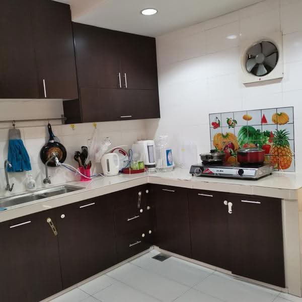 2-storey Terraced House for Rent in Taman Wawasan (Puchong) - Calvin Loke - Kitchen - PropertyGuru.com.my